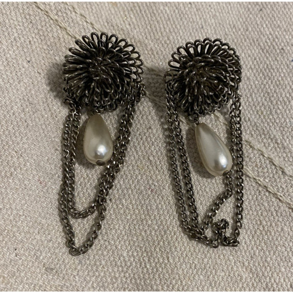 Vintage Silver Tone Starburst Floral Pierced Earrings Faux Pearl Crystal Accents - Picture 2 of 5